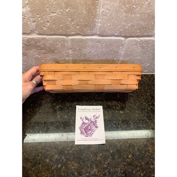 1993 Longaberger Cracker Basket with Clear Liner Insert EUC - Picture 2 of 8